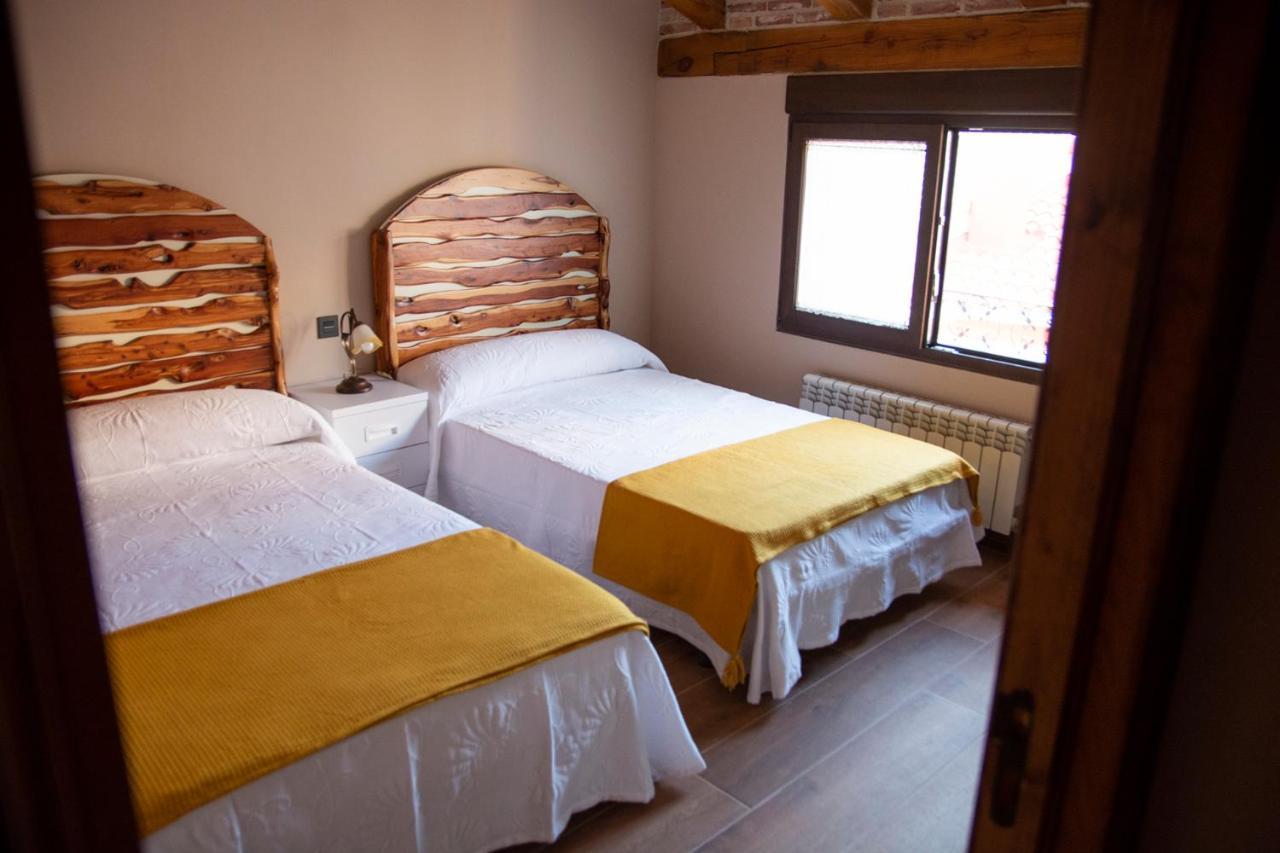 Casa Rural Zacarias Sardon De Duero Екстериор снимка
